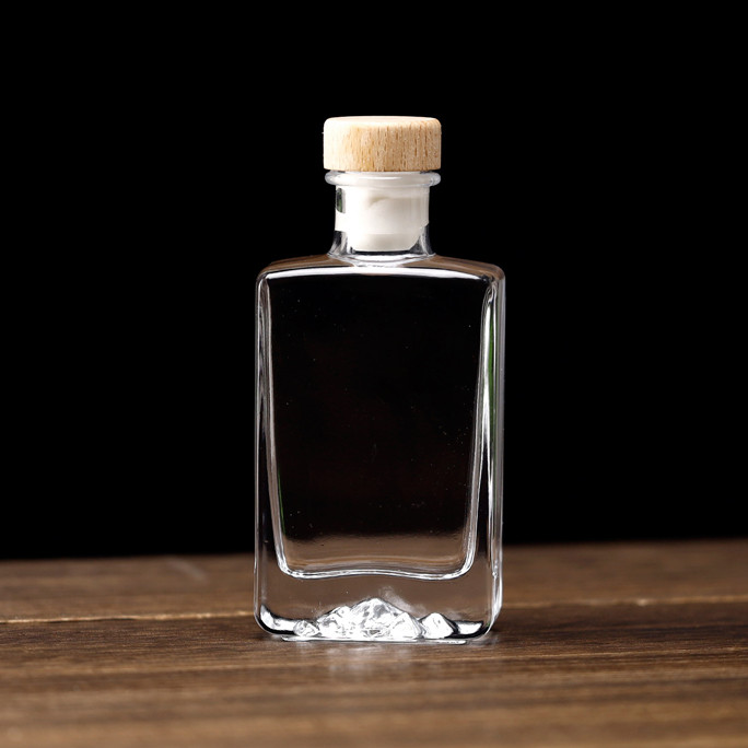 500ml Heave Base Mountain Bottom Glass Spirits Bottle Round Glass Gin Vodka Whiskey Bottles With Glass Top