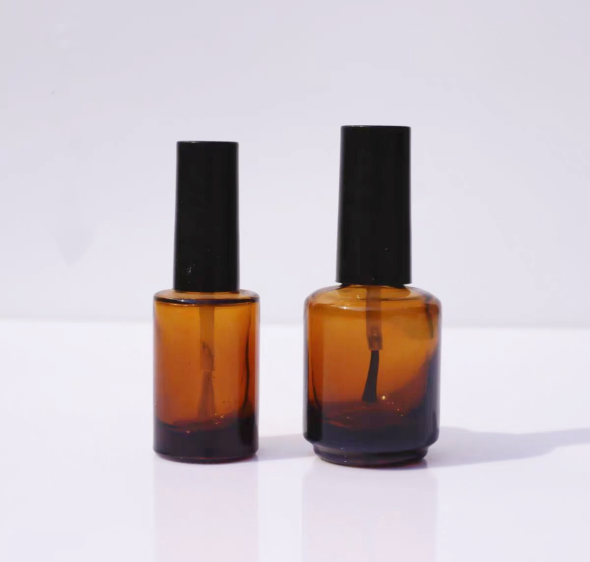 Recyclable Wholesale Empty 10ml 12ml 15ml Clear Amber Matte Black Glass UV  Gel Nail Polish Bottle 10ML With Brush