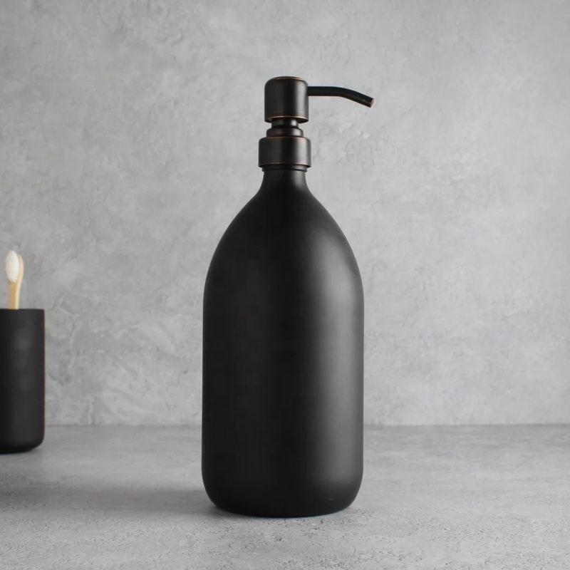 Amber 16oz 500ml Boston Round Glass Liquid Soap Dispenser Bottles With Metal Pump and Silicone Sleeve
