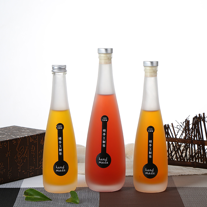 Vodka 700ml 750ml Glass Bottle Extra Flint Gin Tequila Whisky Vodka Brandy Glass Spirits Bottle With Cork Lid
